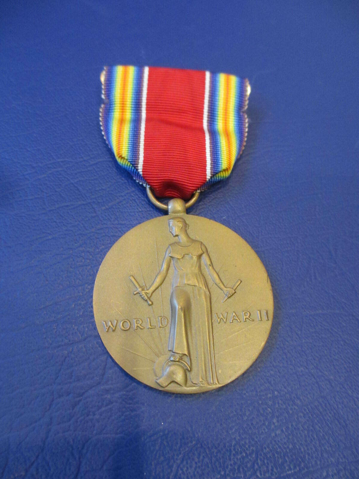  Authentic WWII U.S. United States VICTORY CAMPAIGN SERVICE MEDAL 1941-1945 *