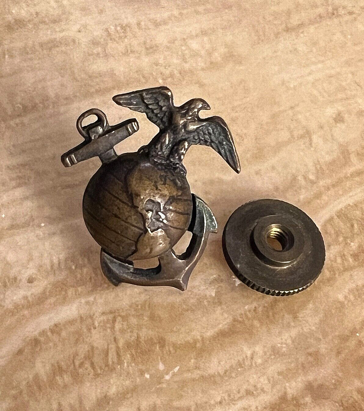Vintage US Marine Corps World War II Hat Lapel Pin Screwback Eagle Globe Anchor